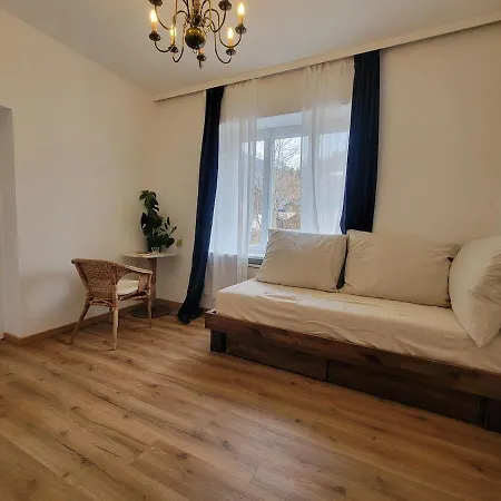 Апартаменты Ausseer Felsenheim - 100 Qm - Altbau Mit Garten Бад Аусзее
